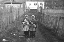104: l-r back, Shirley and Linda Whelan; front, Louise and Gerard Whelan. (1963)  [courtesy of Mary Anne (Barry) Counsel]  - children of Francis Whelan &amp;amp; Marie Counsel